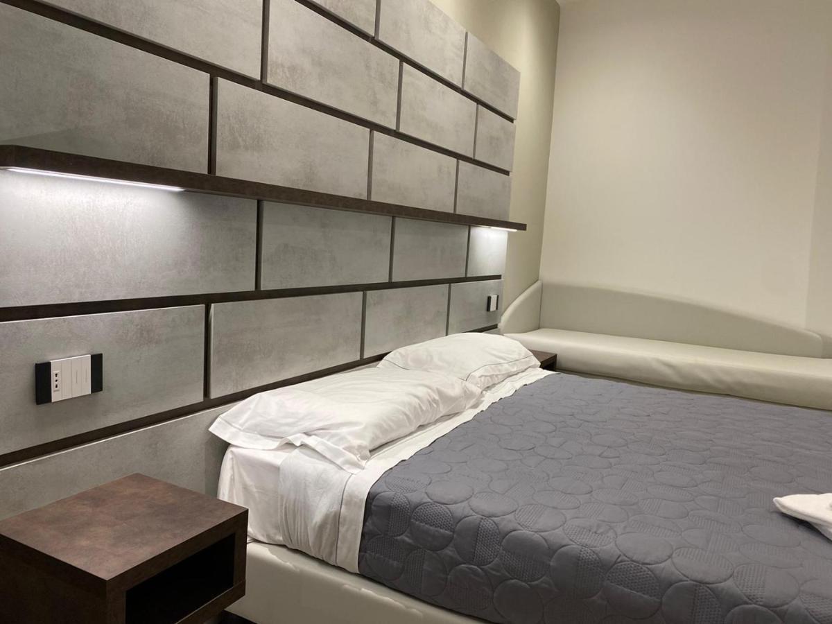 B&B Bertani Modena Exteriör bild
